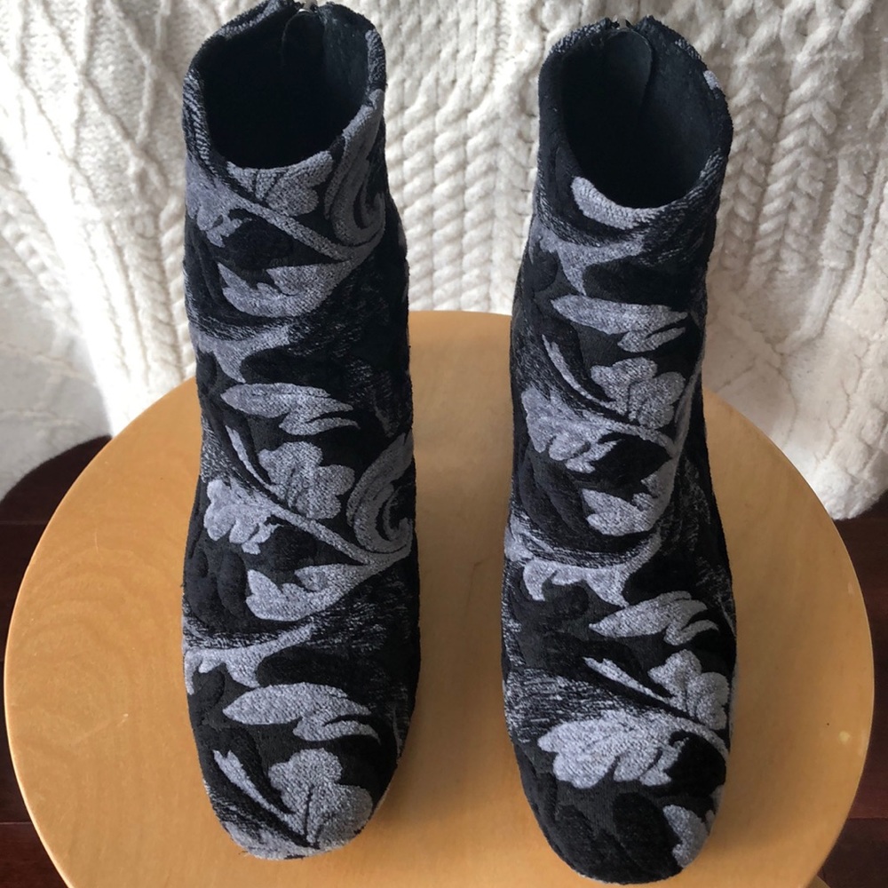 FREE PEOPLE Tapestry Booties